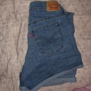 Levi’s Shorts